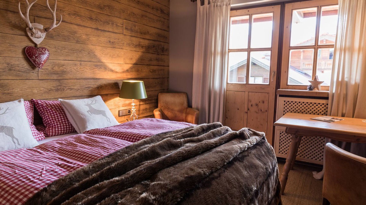 Entfelden Apartment | cozy apartment with south-facing balcony for two