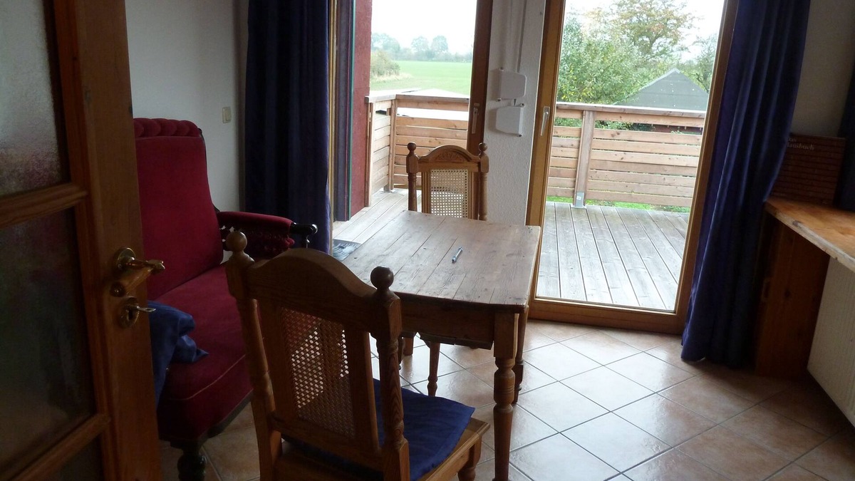 Riepsdorf Apartment | Cozy apartment with a large south-west balcony