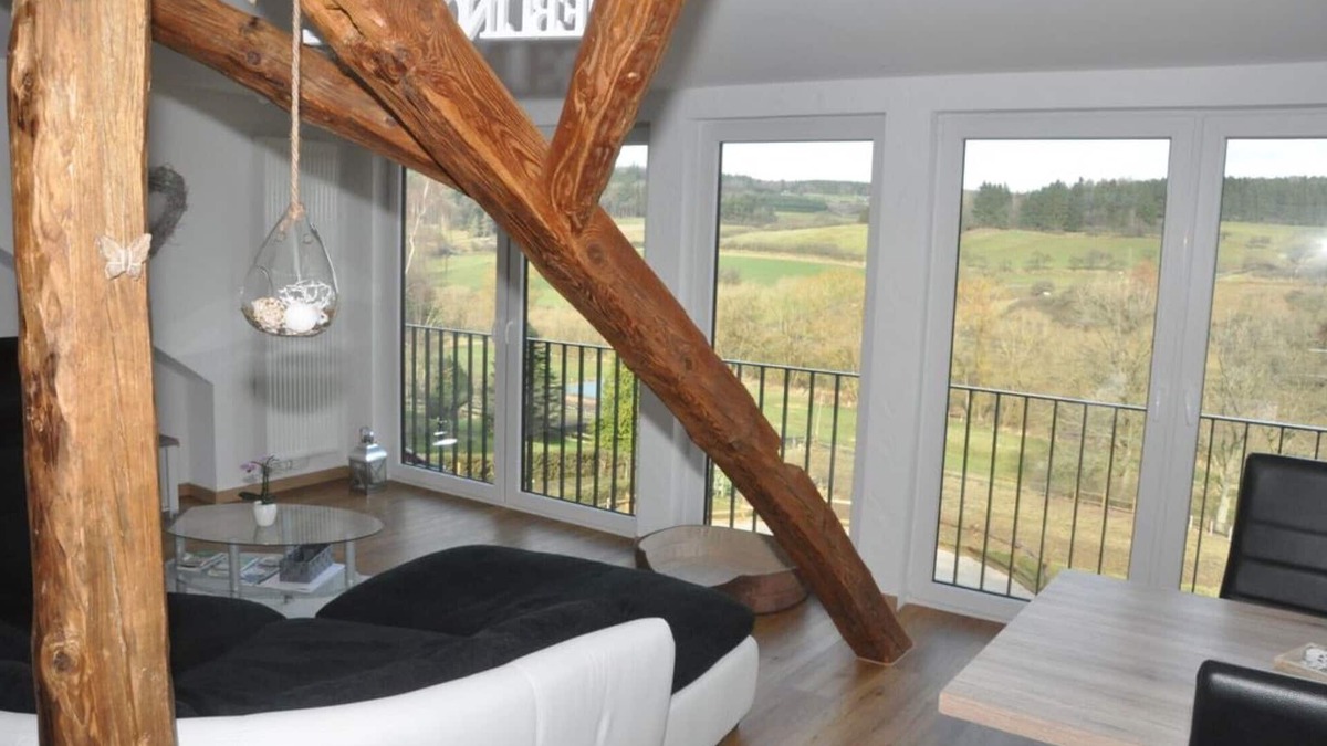 Borler Apartment | Cozy apartment with a fantastic view over the valley and horse meadows
