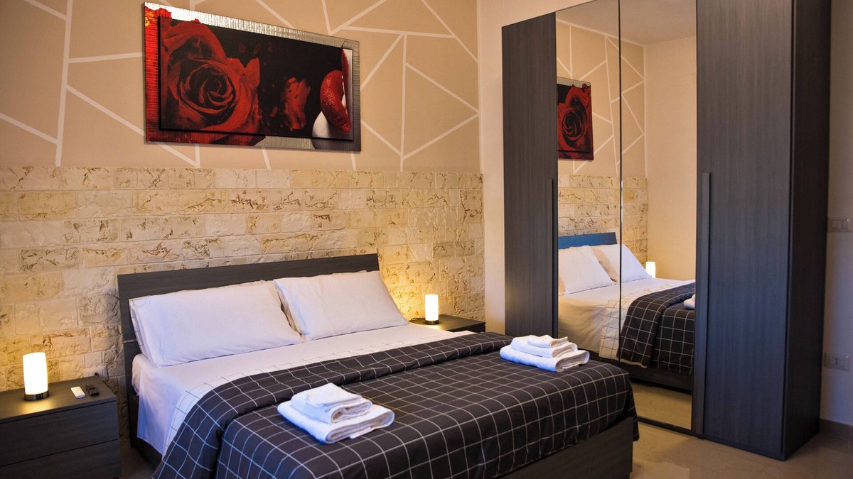 Conversano Apartment | Cozy Apartment with 3 Bedrooms, Air Conditioning in Every Room