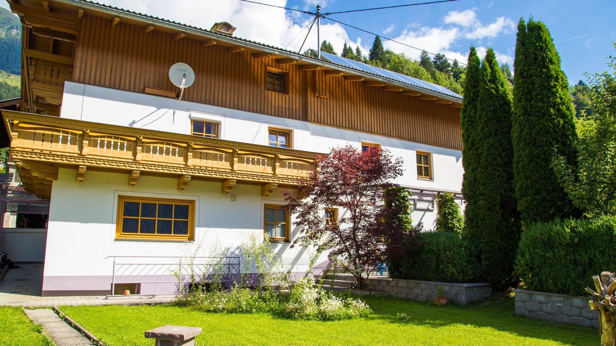 Rangersdorf Apartment | Cozy apartment with mountain views in a quiet location, suitable for families