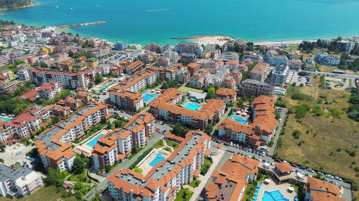 Nessebar Apartment | Cozy apartments, pool, near the beach. Family-friendly, pet-friendly. Book now!
