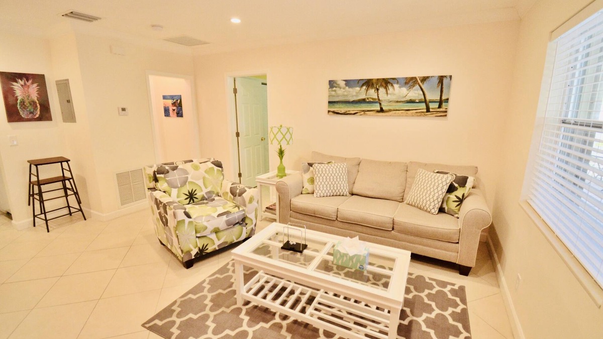 Deerfield Beach Apartment | Cozy Apt in the Heart of Deerfield Beach – Less Than 5-Min Walk to the Ocean