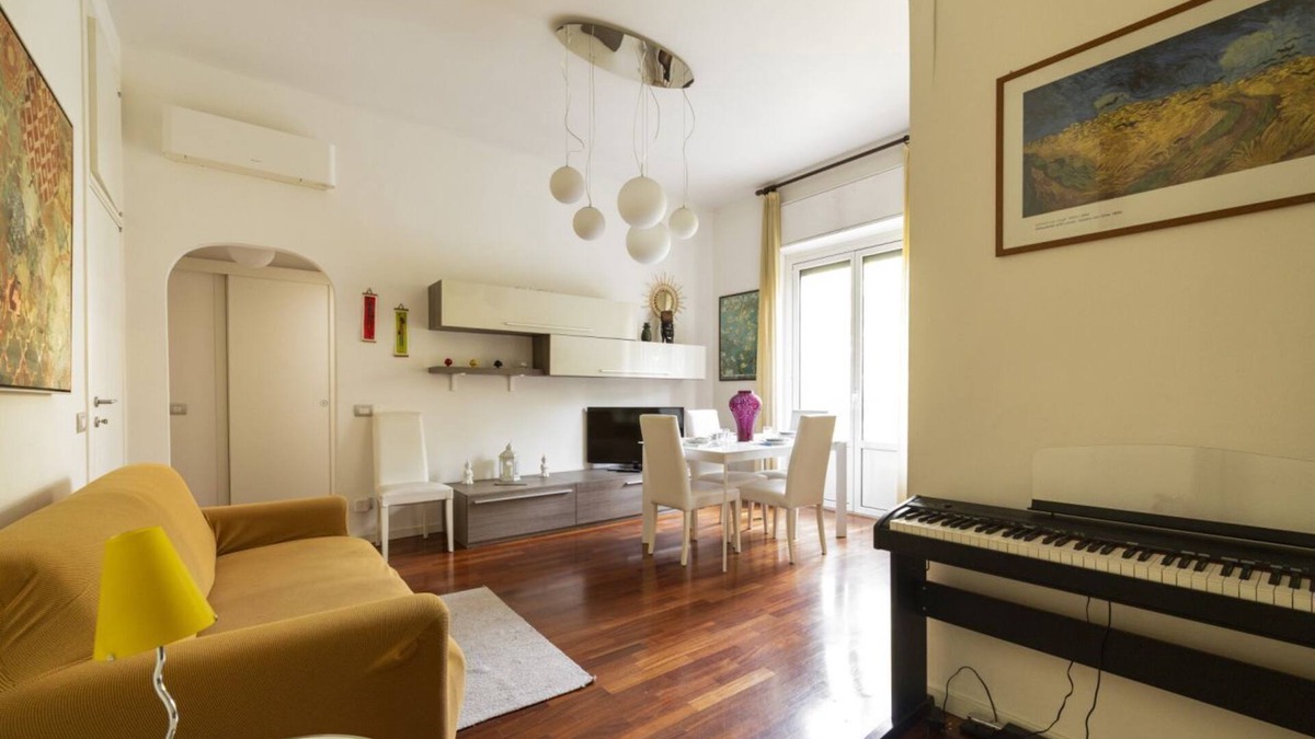 Calvairate Apartment | Cozy APT with balcony - Calvairate neighborhood