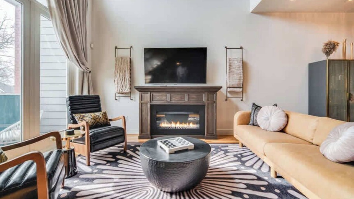 East Market District Apartment | Cozy Art Deco Condo in the Vibrant NuLu District!
