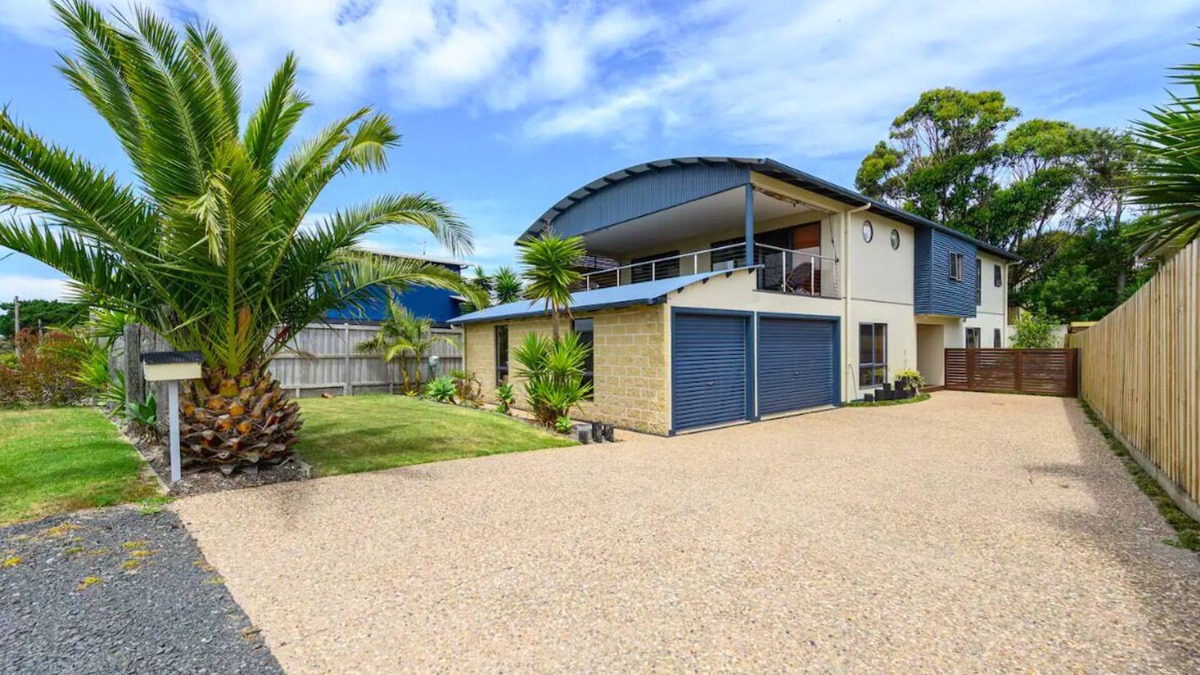 Cape Paterson House | Cozy at the Cape - Family favourite, pet-friendly house by the beach!