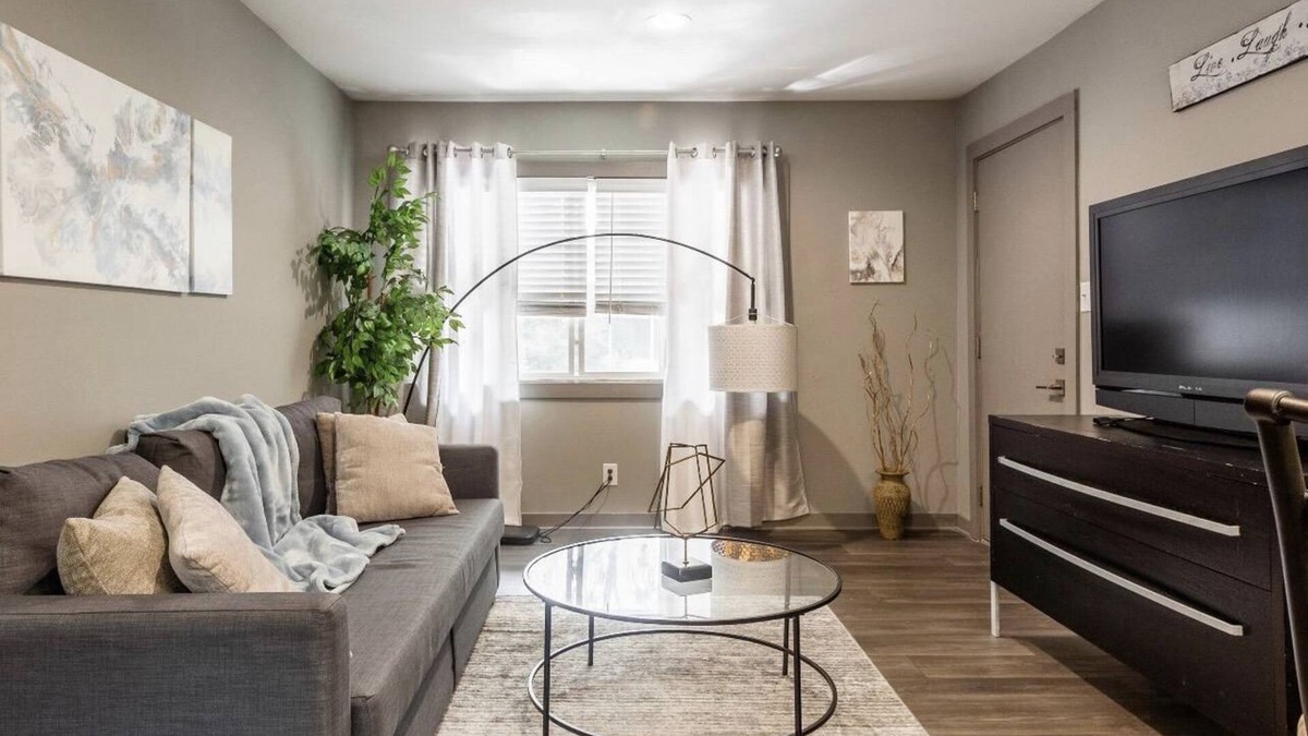 Morningside-Lenox Park Apartment | Cozy Atlanta Midtown Apartment