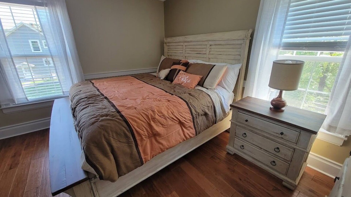 South Kortright Bed & Breakfast | Cozy B&B with WiFi and AC in peaceful South Kortright