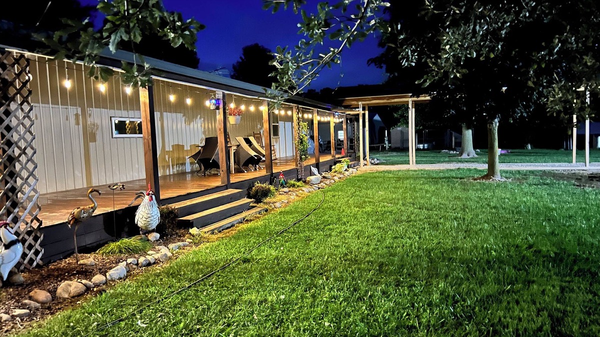 Templeton House | Cozy barn nestled on a 5-acre hobby farm, just 15 minutes from Purdue