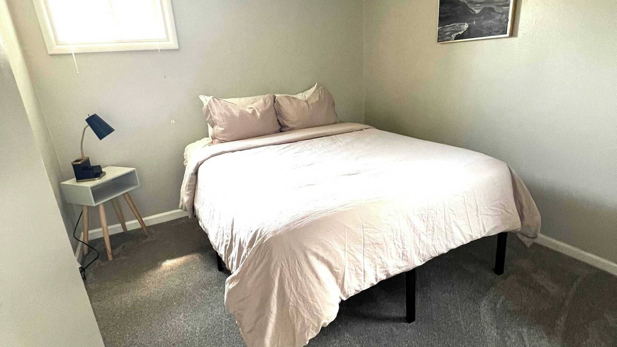 Pocatello Apartment | Cozy Basement Apartment - blocks from Old Town