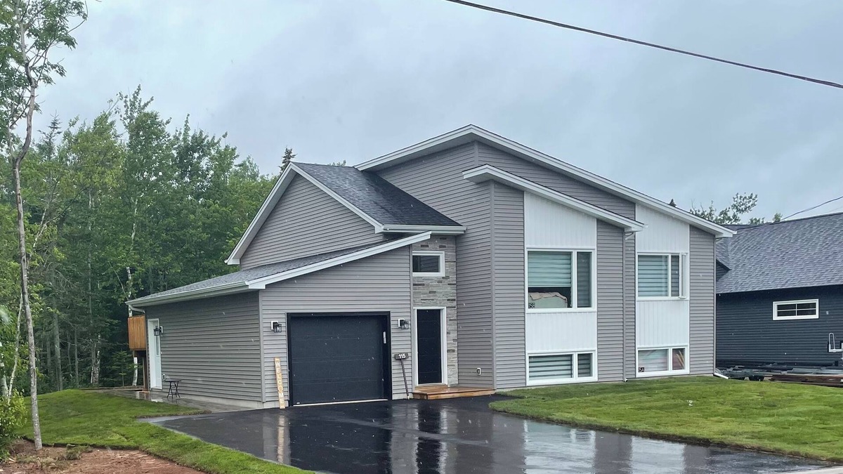 Shediac Apartment | Cozy Basement Apartment with AC that is close to downtown Shediac.