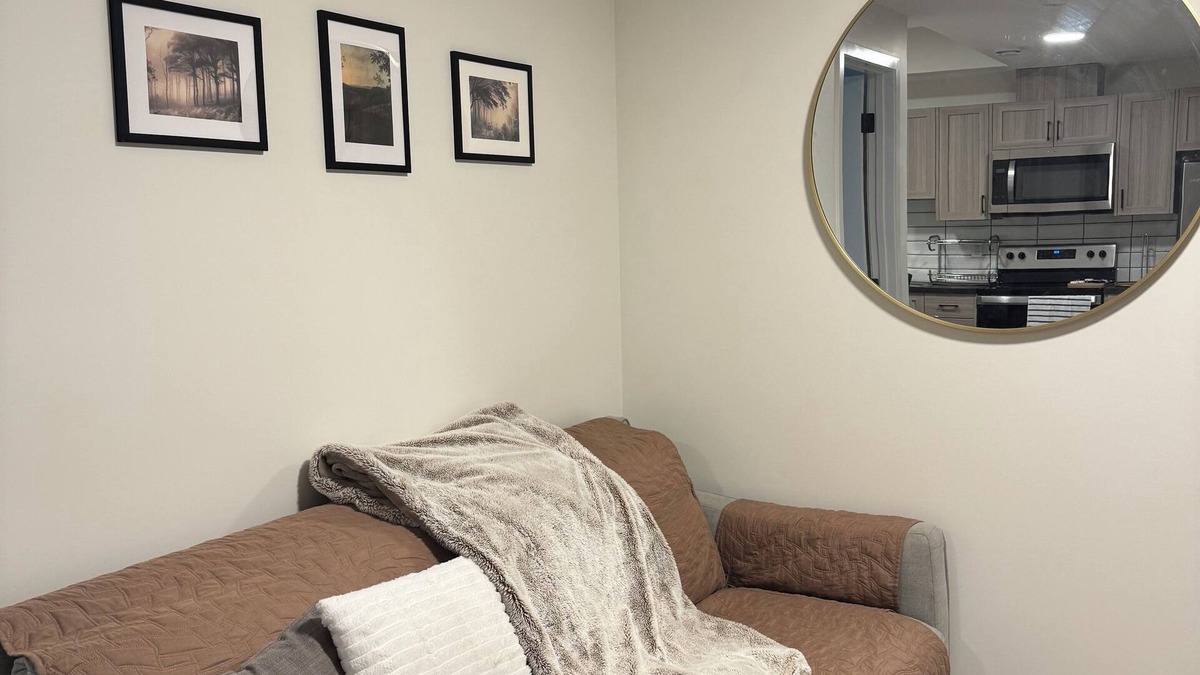 Beaumont House | Cozy basement close to YEG airport