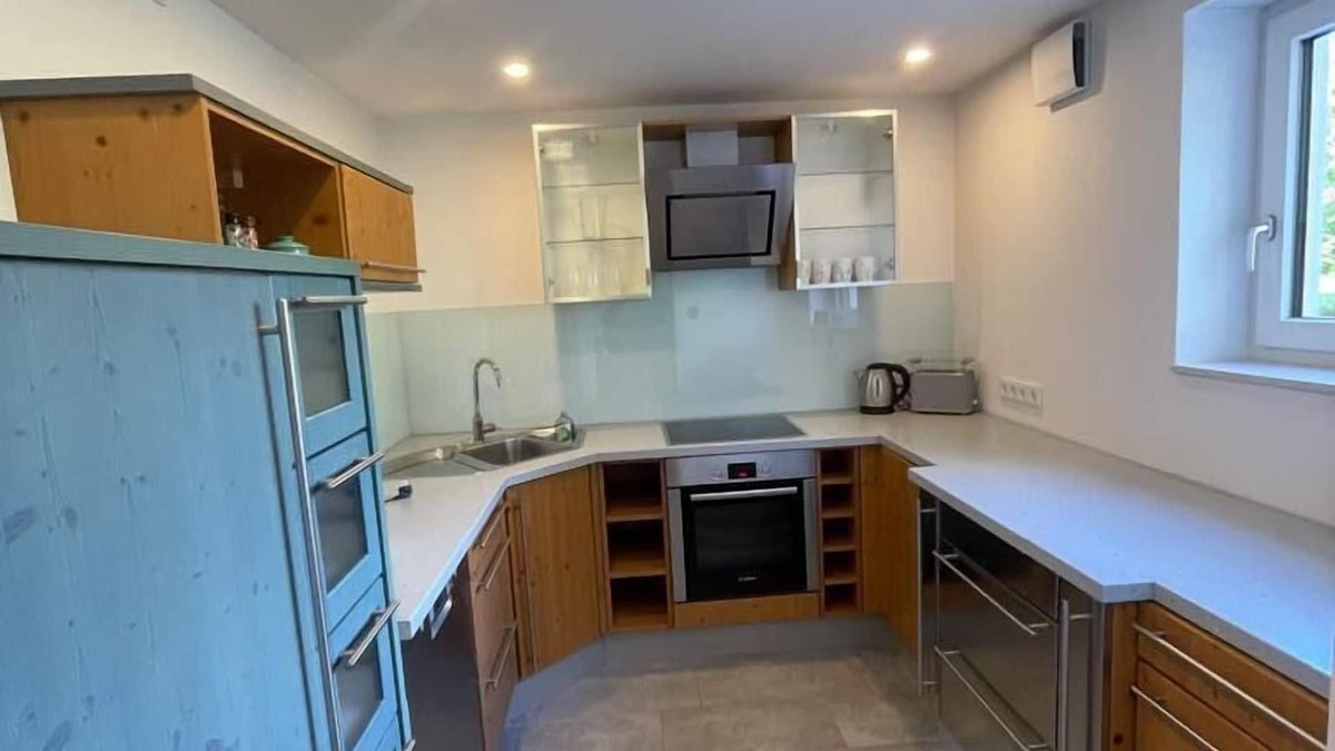 Wernberg-Koeblitz Apartment | Cozy basement apartment with spacious living room and green outdoor area