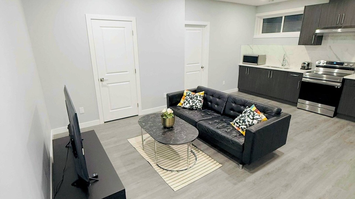 West Edmonton House | “Cozy Basement Retreat”