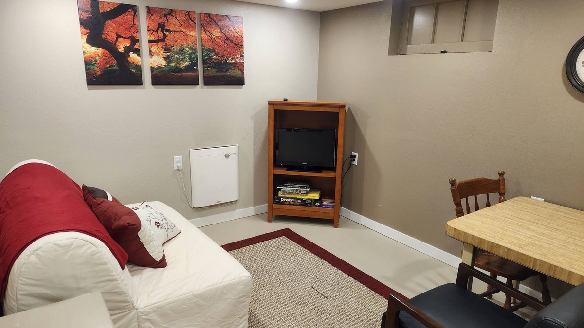 Fort Morgan Apartment | Cozy Basement Suite Near Downtown (Non-Smoking) n