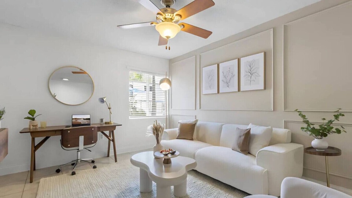 SoHo Apartment | Cozy Bayshore Escape | Pool, Gym, FREE Parking
