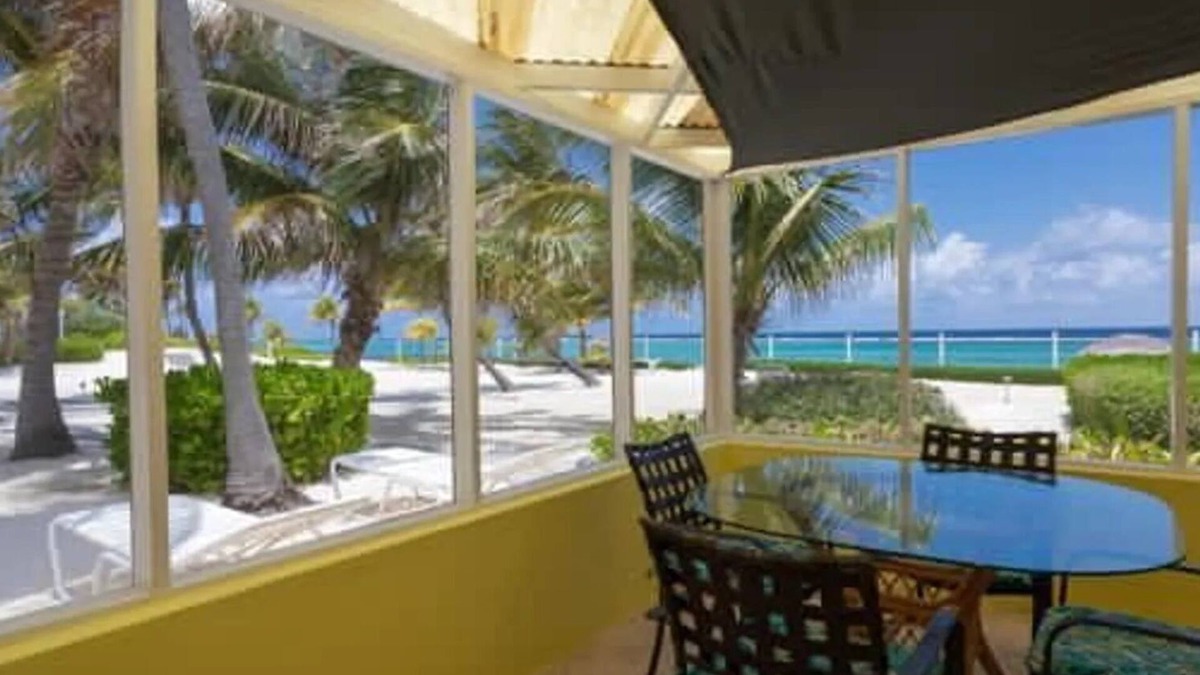 Rum Point Cottage | Cozy Beach Cottage at The Sea Lodges in Cayman Kai
