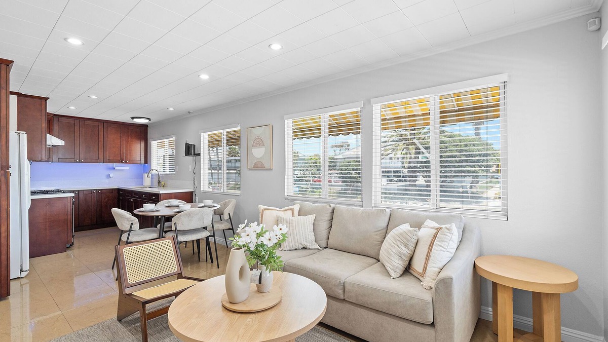 Seal Beach Bed & Breakfast | Cozy Beach Home Steps to Sand