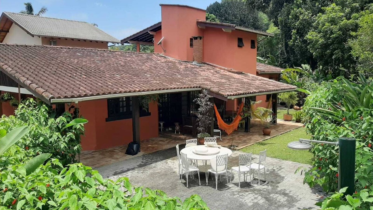 Praia da Fortaleza House | Cozy beach house with terrace, barbecue, 100 meters from the beach.