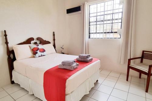 Enterprise Apartment | Cozy Beach Surf