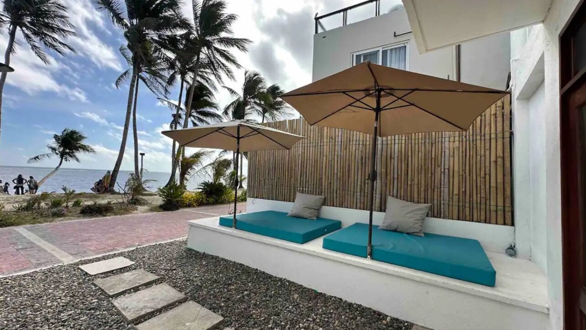 Aklan Province Apartment | Cozy BEACHFRONT apartment in lovely Bulabog Beach, Boracay with WiFi, AC,NETFLIX