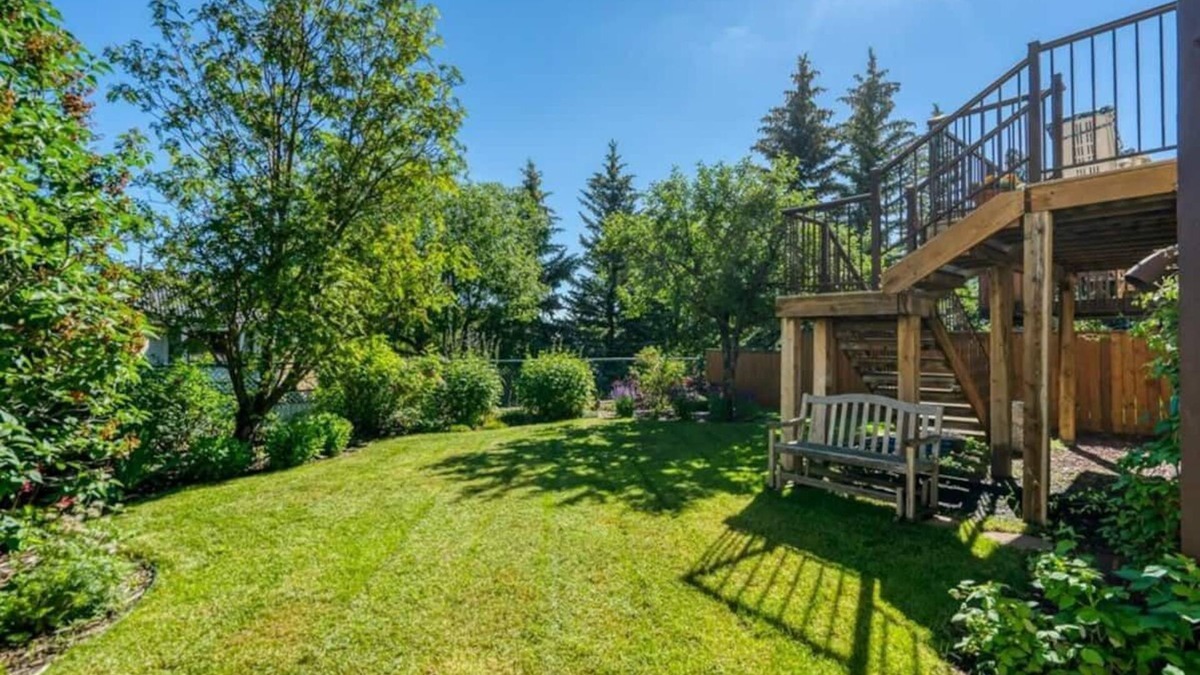 Southwest Calgary Bed & Breakfast | cozy bedroom near C-train station