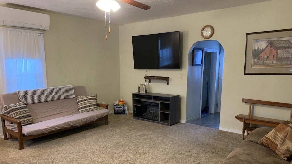 Benkelman House | Cozy Benkelman Cottage