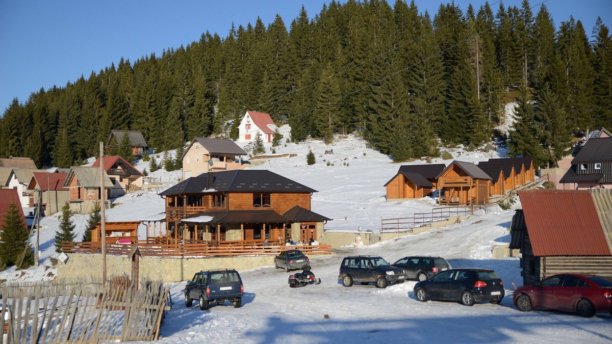 Montenegro House | Cozy Berane Stay in Ski Area with On-Site Restaurant - Standard Cottage