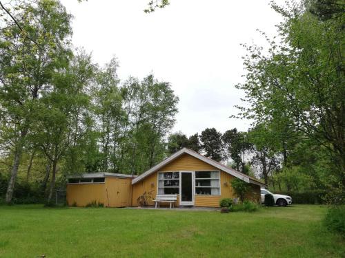 Bøtø By House | Cozy Bright Cottage Near Marielyst And Beach