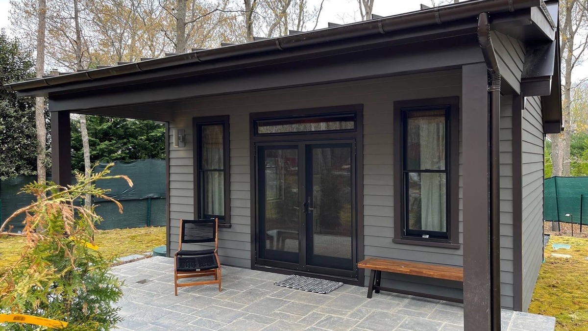 Bridgehampton House | Cozy Bungalow Available Nearby Bridgehampton and Sag Harbor