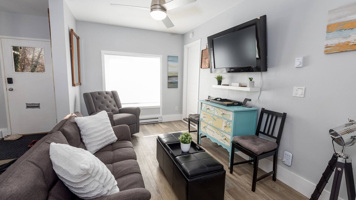 Port Alberni House | Cozy bungalow in the heart of Port Alberni
