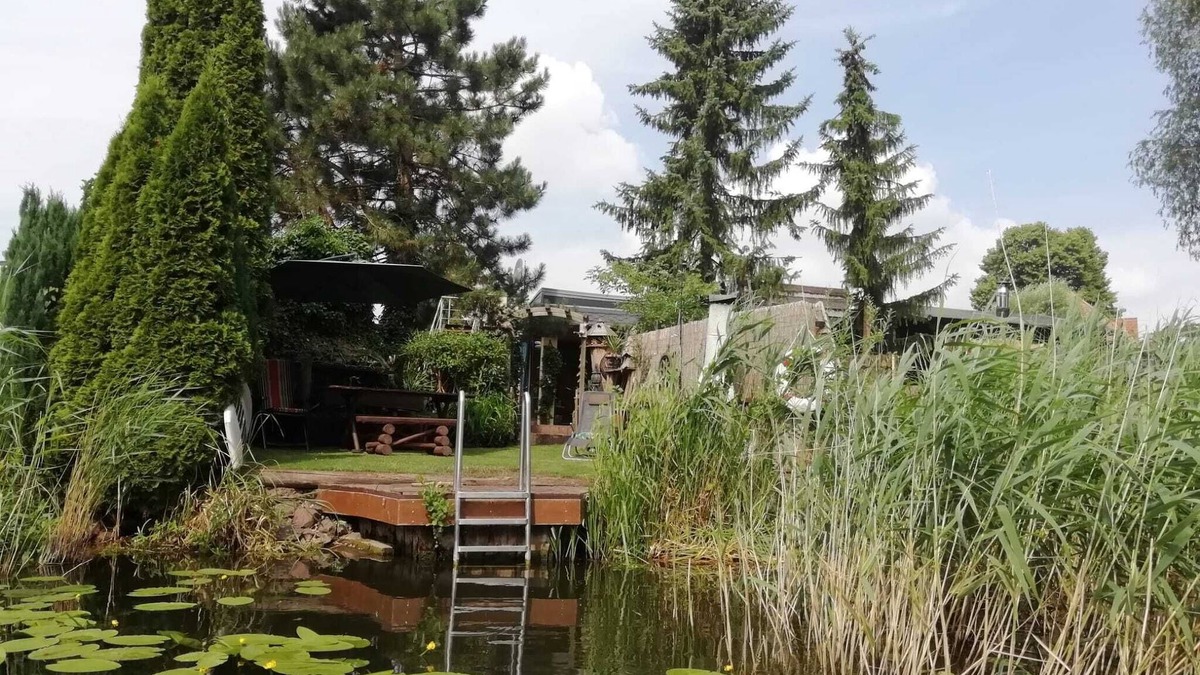 Altfriesack House | cozy bungalow with sauna and direct water access