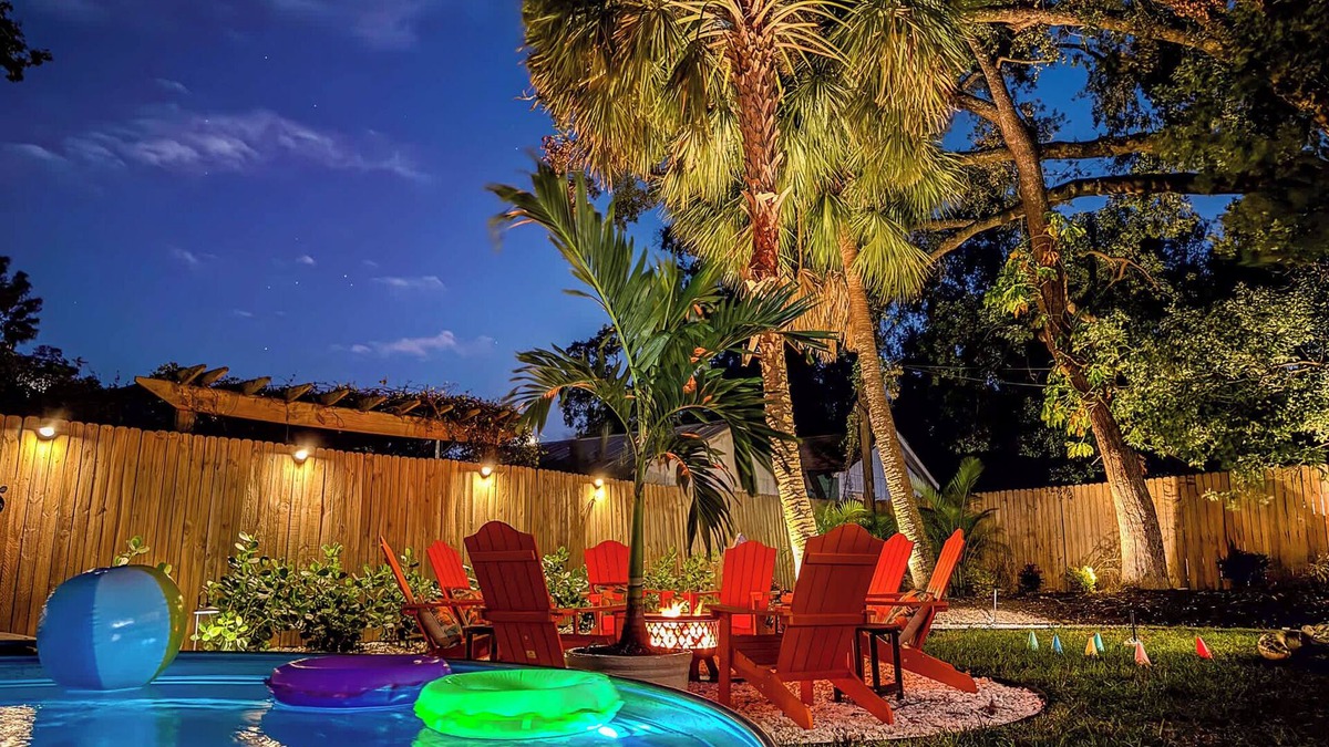 South Seminole Heights House | Cozy Bungalow with Private Hot Tub and Fire pit