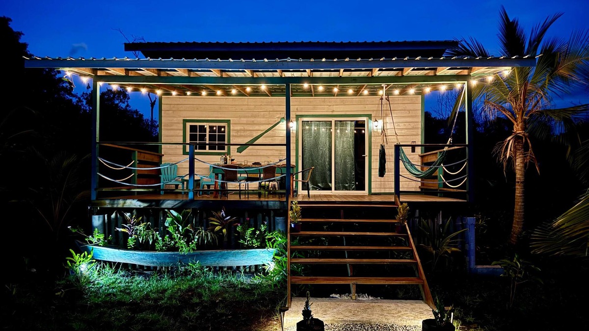 Tierra Oscura House | Cozy Casita Margarita - w/private dock with sunset views over the bay.