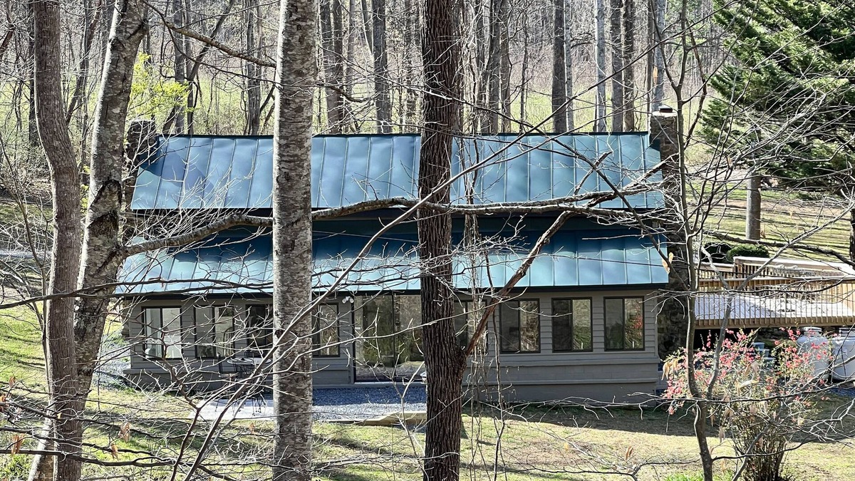 Peaks Cabin | Cozy Cabin Natural Bridge VA