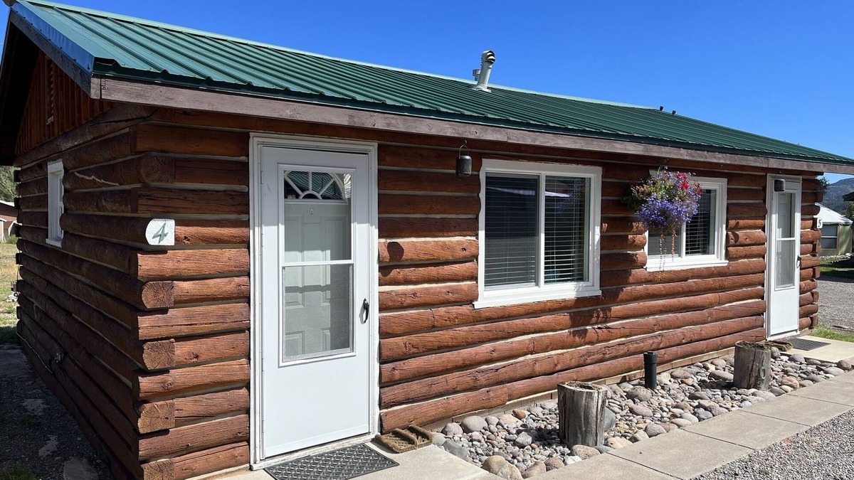 South Fork Cabin | Cozy cabin #4 in mountains near Rio Grande River