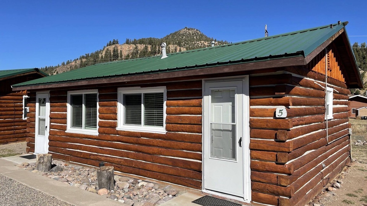 South Fork Cabin | Cozy cabin #5 in mountains near Rio Grande River