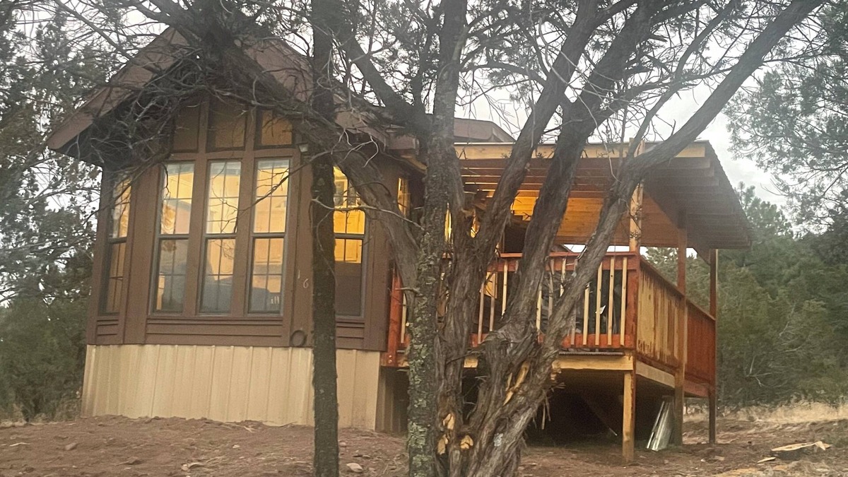 Aragon Cabin | Cozy cabin - a tiny hidden house - in Aragon with WiFi in Hunting Unit 16D
