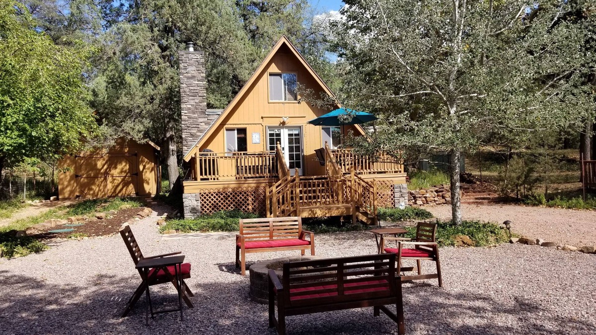 Payson Cabin | Cozy Cabin at Water Wheel Falls on the East Verde River - Comfy & Clean!