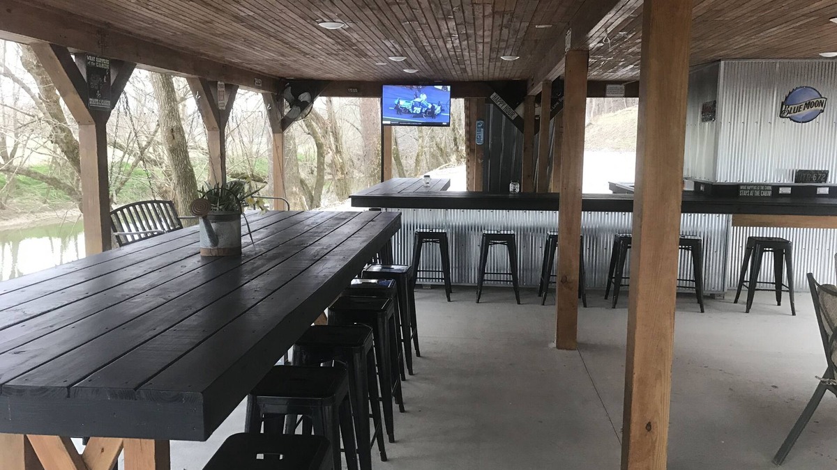 Springfield Cabin | Cozy Cabin center of Bourbon Trail, Near Bardstown, beautiful country views