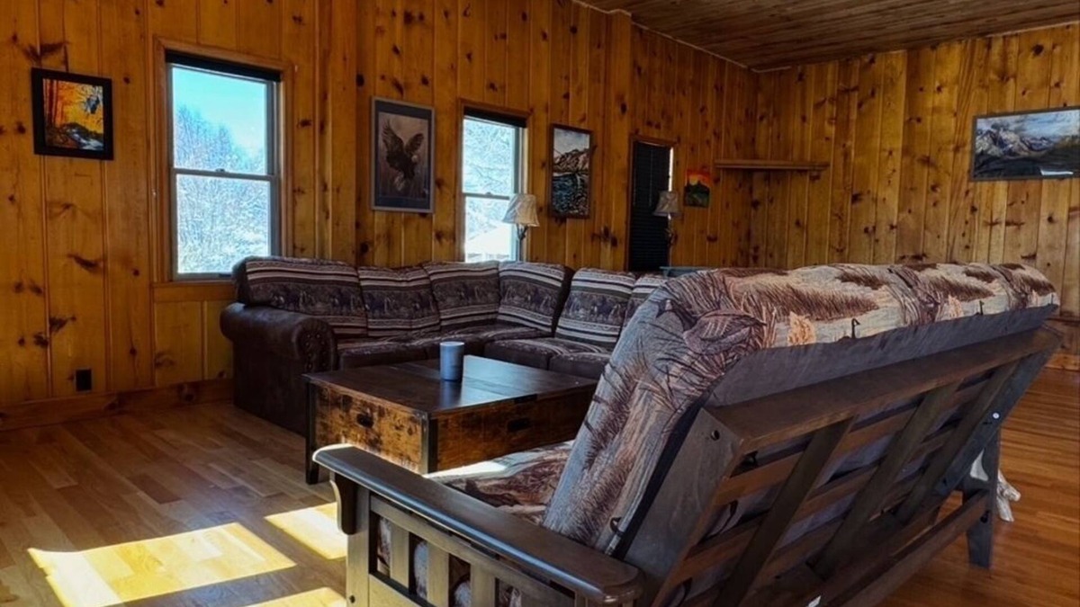 Big Piney Cabin | Cozy cabin conveniently located for fisherman on the Green River in Wyoming