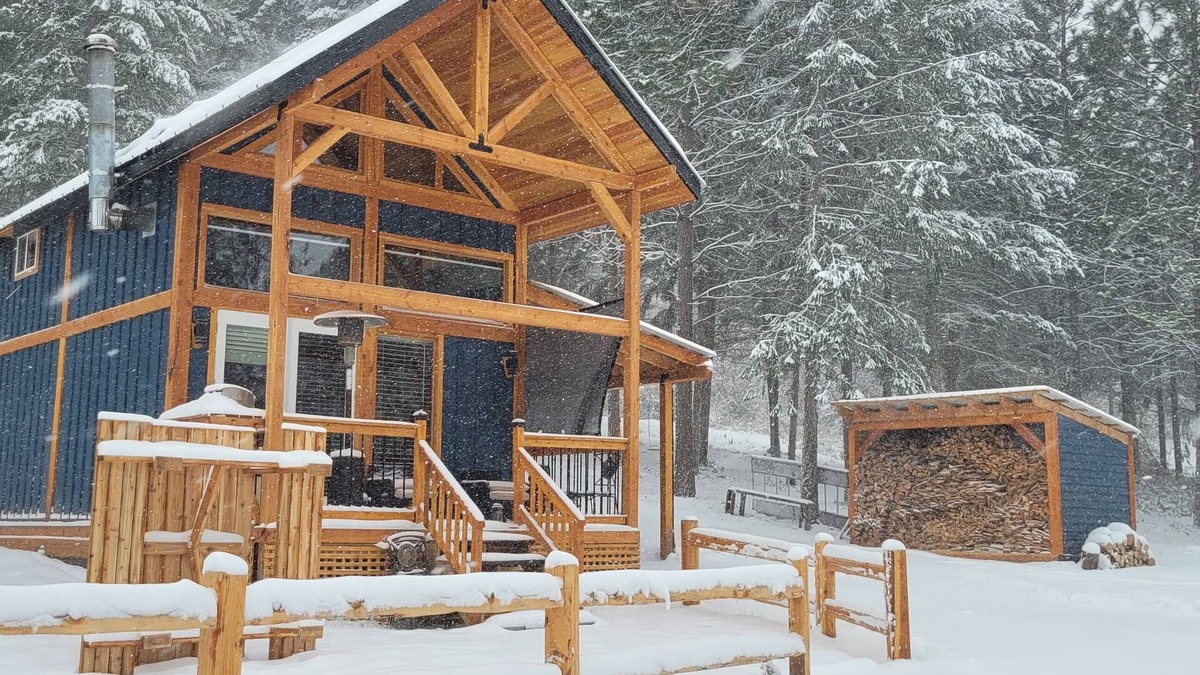 Armstrong Cabin | Cozy Cabin: country style living.nHot tub and sauna available