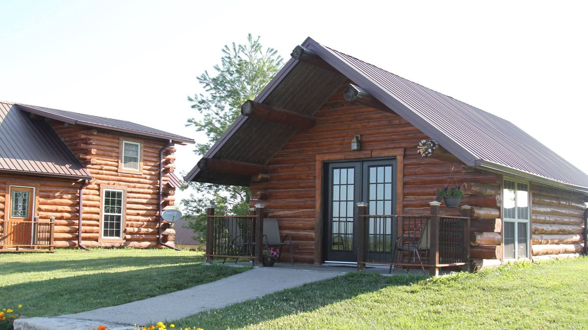 Martinsville Cabin | Cozy Cabin in Albany, Missouri. Serene, relaxing and magnificent views.