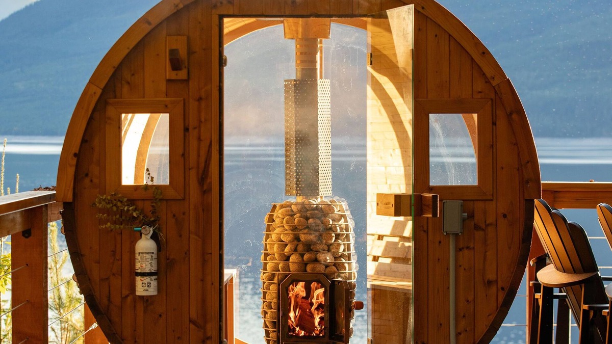 Nakusp Cabin | Cozy cabin in private forest with stunning mountain views and fire-heated sauna