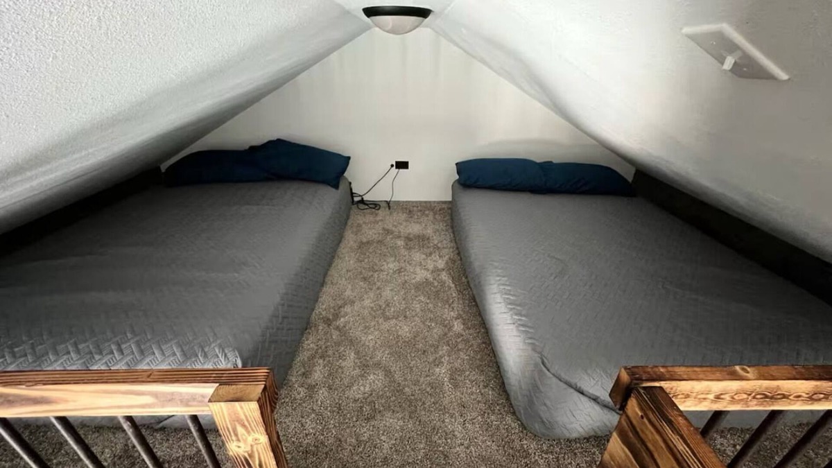 Edson Cabin | Cozy cabin in the country with all the amenities