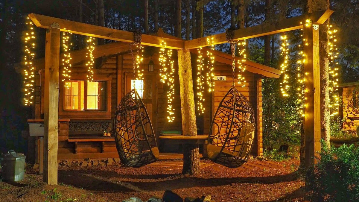 Hayward Cabin | Cozy cabin in the heart of Hayward!