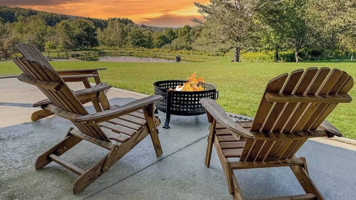 Little Valley Cabin | Cozy cabin in the Little Valley mountains. Only 10 minutes from Ellicottville!