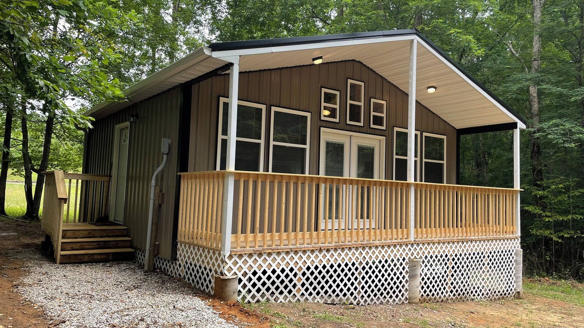 McMinnville Cabin | Cozy cabin in the woods