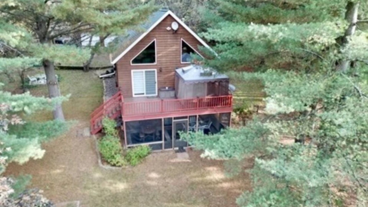 Grantsburg Cabin | Cozy cabin in the woods on Big Trade Lake