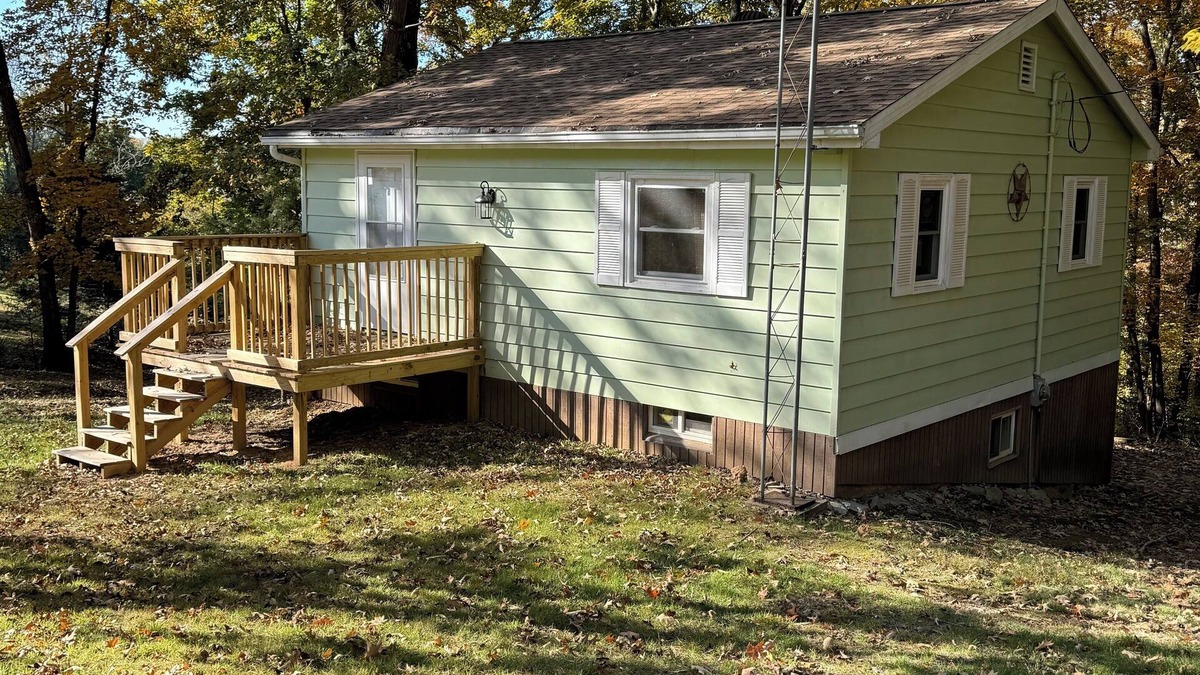 Eddyville House | Cozy Cabin Near Area Favorites